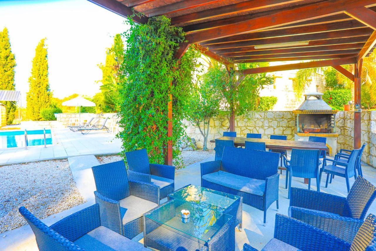 Villa Georgios Rafaela Polis Eksteriør bilde